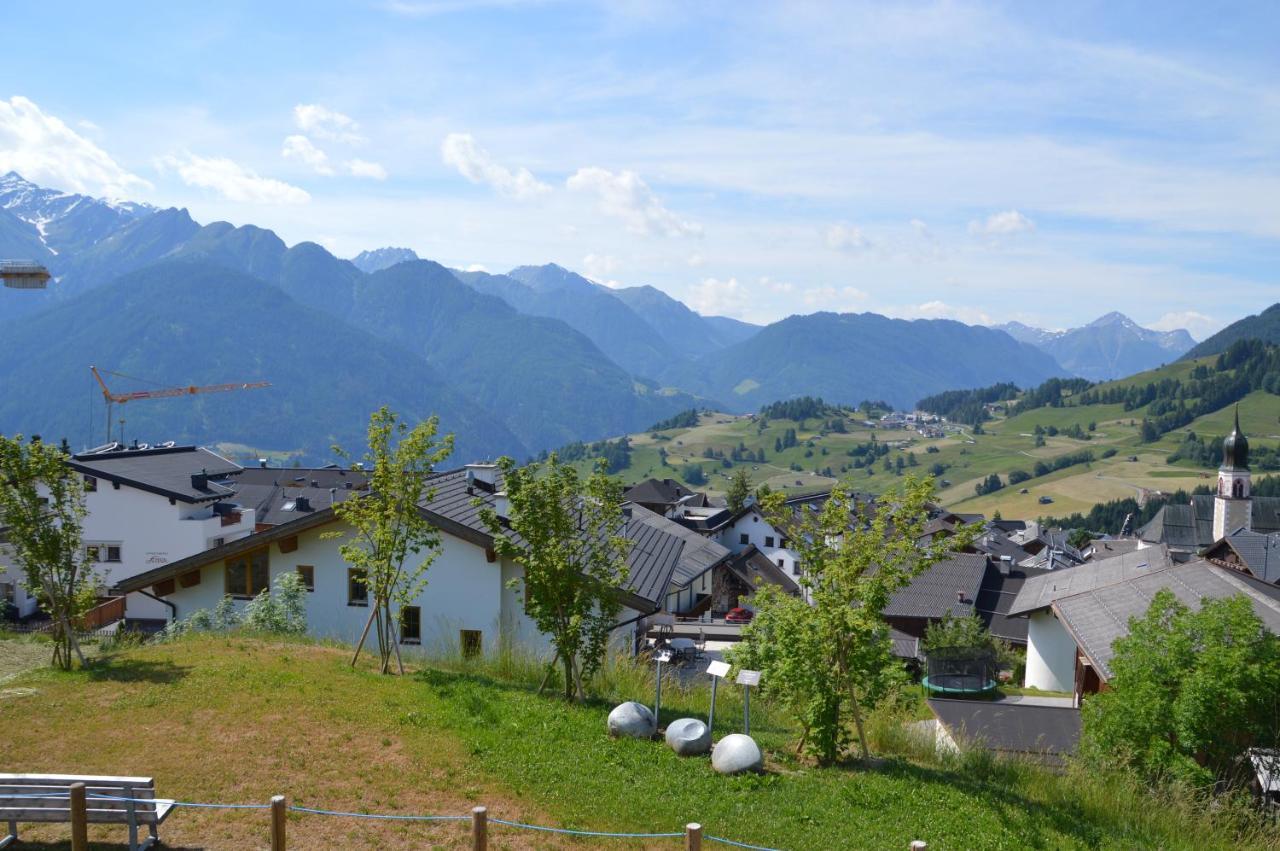 Apart Bergsonne Фис Екстериор снимка